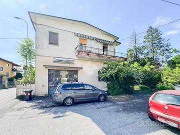 CAPANNONE A BOTTICINO