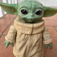 Baby yoda giocattolo