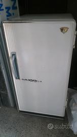 Frigorifero Indesit anni 70 vintage