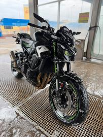 KAWASAKI  Z900