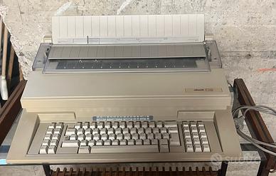 Macchina da scrivere Olivetti ET 2450