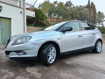 lancia Delta 1.9 Twin Turbo 