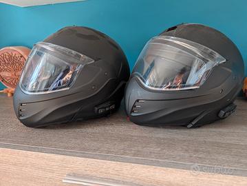Coppia caschi moto modulari Airoh
