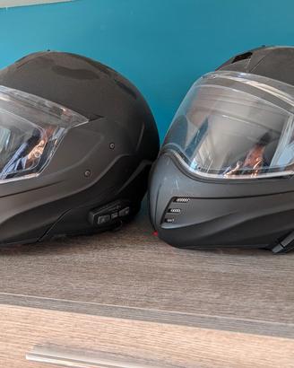 Coppia caschi moto modulari Airoh