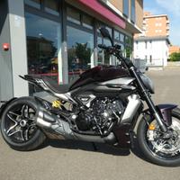 Ducati XDiavel X DIAVEL V4 2025
