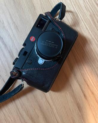 Half case in pelle per Leica M10, M11
