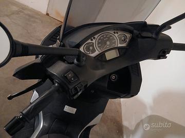 Yamaha xmax 250i 