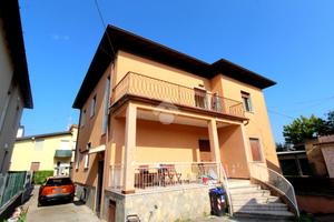 4 LOCALI A BORGOSATOLLO