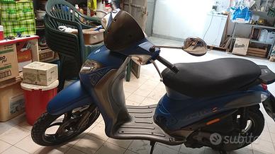 scooter piaggio Liberty