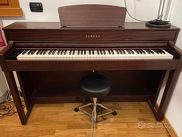 Yamaha Clavinova CLP 535
