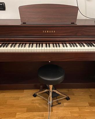 Yamaha Clavinova CLP 535