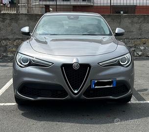 Alfa Romeo Stelvio Super