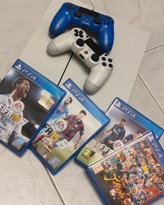 PS4 Fat prima serie + 2 joystick + 5 giochi