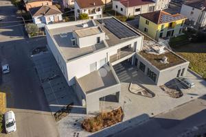 NEGOZIO A NOVI DI MODENA