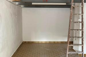 Ampio Garage 23 mq con Soppalco e Acqua/Luce