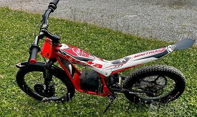 Beta minitrial 20 '' elettrica batterie nuove