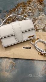 Borsa Jacquemus – Eleganza e Stile senza Tempo