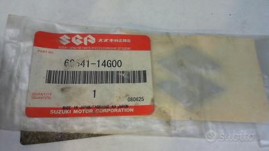 EMBLEMA S BURGMAN 250-400 SUZUKI 68641-14G00