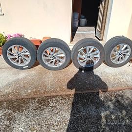 4 CERCHI IN LEGA HYUNDAI TUCSON 2016
COMPLETE 