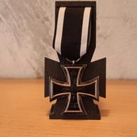 Croce di ferro 2 classe nastro ed espositore