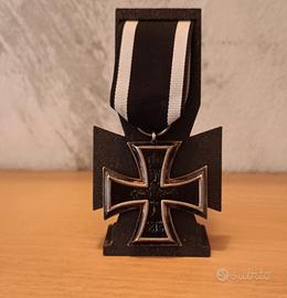 Croce di ferro 2 classe nastro ed espositore