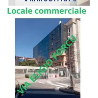 Quartu eligio porcu - locale commerciale