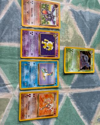 Lotto Carte pokemon set fossil rare, holo e non