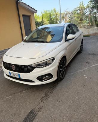 Fiat tipo opening