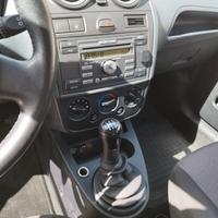 Ford Fiesta anno 2008 in perfette condizioni