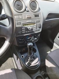 Ford Fiesta anno 2008 in perfette condizioni