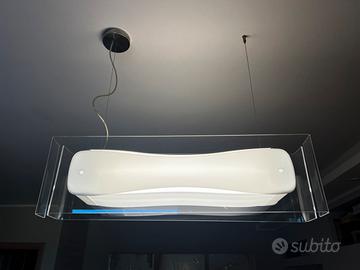 Lampadario moderno in policarbonato trasparente