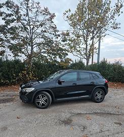 MERCEDES -BENZ GLA 180 D AUTOMATIC SPORT PLUS