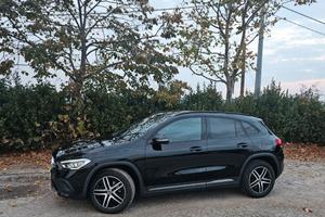 MERCEDES -BENZ GLA 180 D AUTOMATIC SPORT PLUS