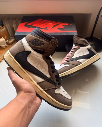 Nike Air Jordan 1 High x Travis Scott Og Mocha 43