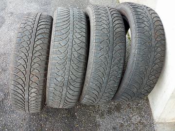 Pneumatici invernali Fulda 165/60/15