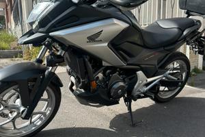 Nc750x