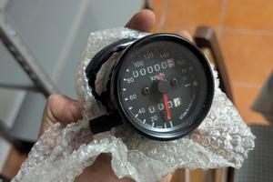 Tachimetro multifunzione 