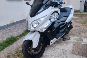 Yamaha T-Max 500 XP 2011 - 14000 km