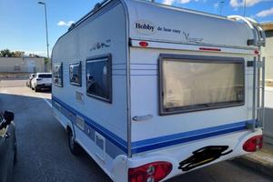 Caravan hobby UFE 460