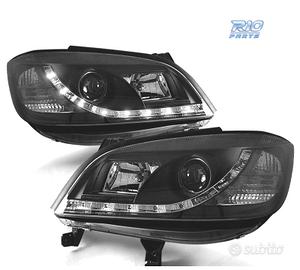 FARI PER OPEL ZAFIRA 99-05 LUCE DIURNA A LED NERI
