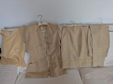 Tailleur elegante donna