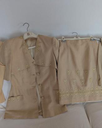 Tailleur elegante donna