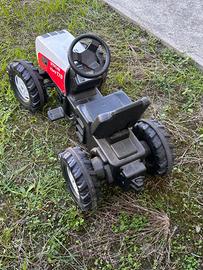 Trattorino a pedali . Marca Steyr CVT170.