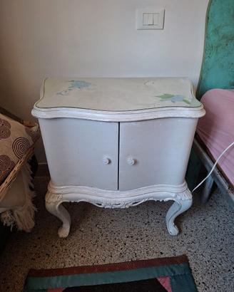 Coppia di comodini in Legno shabby chic
