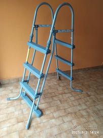 scaletta piscina BESTWAY