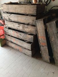 cassette per uva in legno