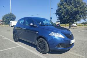 LANCIA Ypsilon 1.0 Firefly Hybrid Silver s&s 70cv