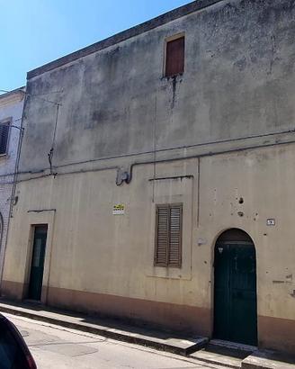 Fabbricato storico in pieno centro