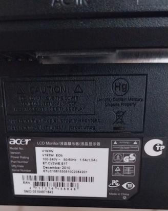 Monitor Acer con tastiera