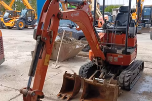 Miniescavatore usato KUBOTA U17.3